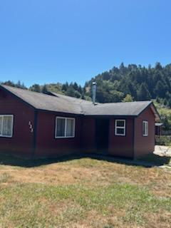 California earthquake home before renovation, shifted off its foundation